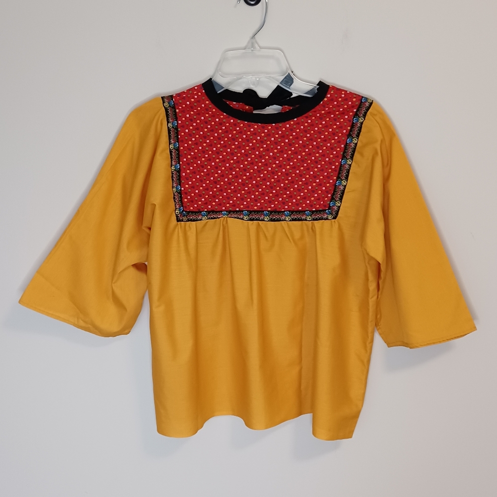 Vintage 60s/70s Boho Folk Top